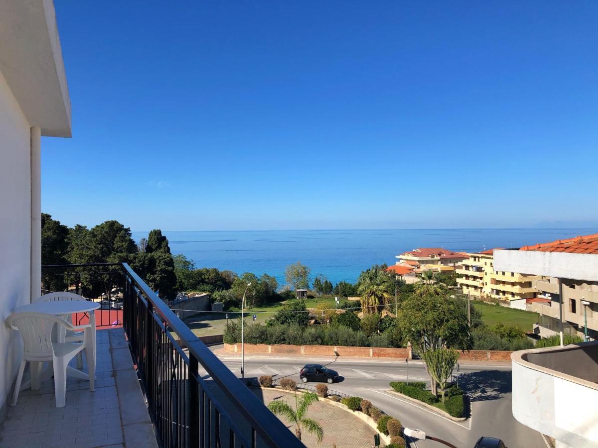 Stars Home Tropea Buitenkant foto