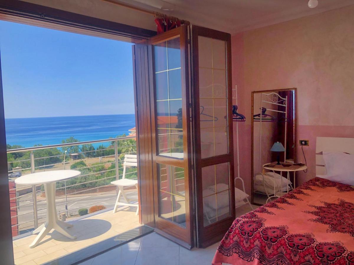 Stars Home Tropea Buitenkant foto